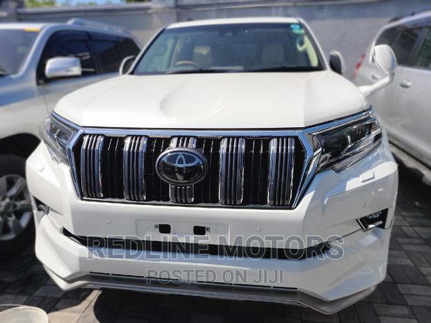 2017 Toyota Land Cruiser Prado - White, Off-Road Edition