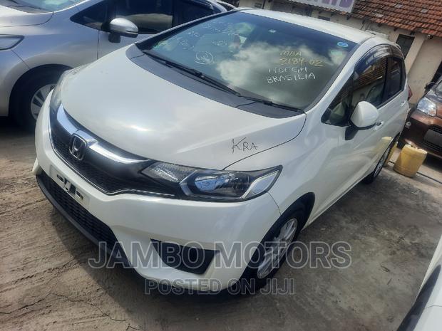 White 2016 Honda Fit LX: Modern Subcompact Sedan at a Great Price