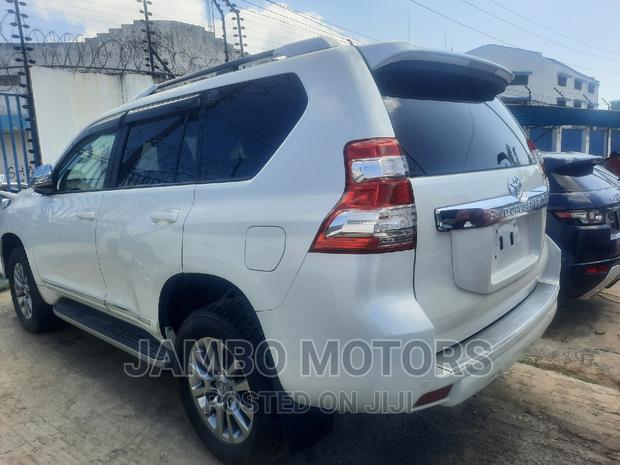 2.7 VVT-i Toyota Land Cruiser Prado 2016 - White