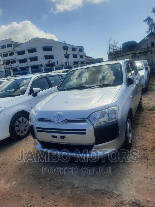 2016 Toyota Succeed SV Premium Silver - Affordable Luxury
