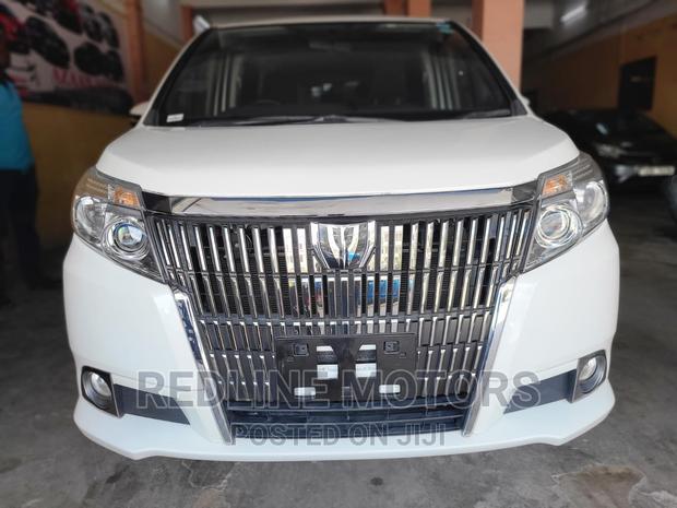 2016 Toyota Esquire in White - Elegant, Economical, and Exclusive