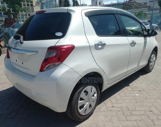 Toyota Vitz 2016 White