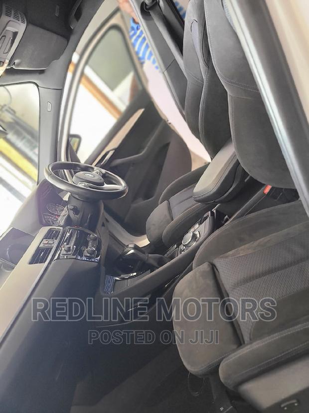 BMW X1 xDrive28i AWD 2016 - White - All-Wheel Drive SUV