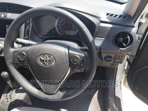 2017 Toyota Axio Pearl 2WD 1.5 G Sedan
