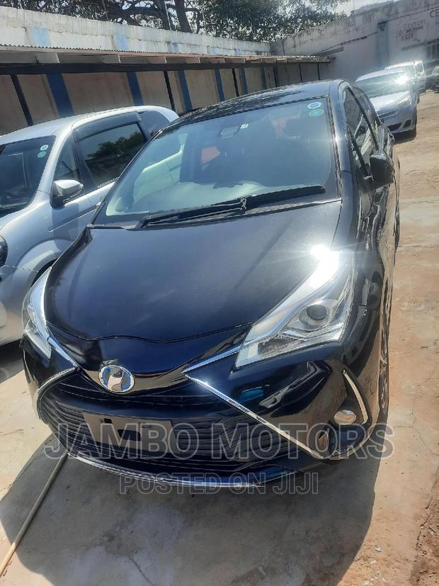 2016 Toyota Vitz Black: Black Beauty, Compact and Powerful