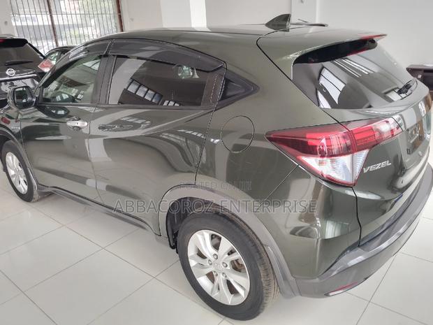 Honda Vezel 2016 Green