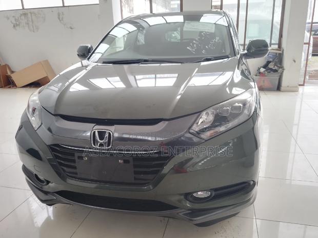 Honda Vezel 2016 Green