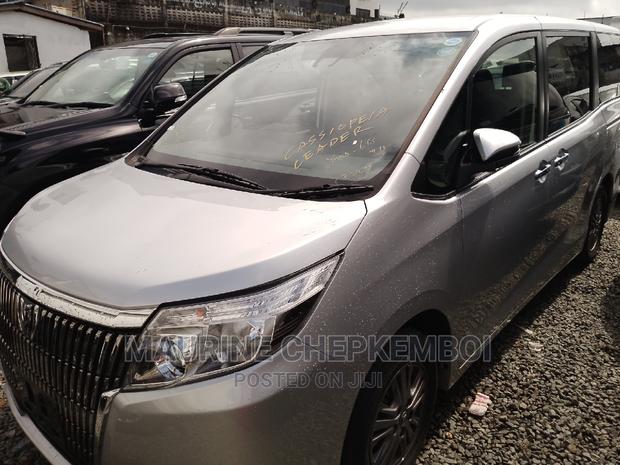 Toyota Esquire 2016 Silver