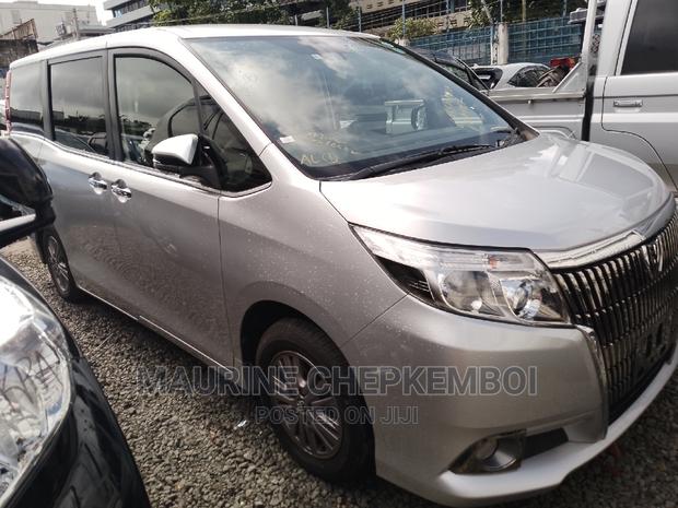 Toyota Esquire 2016 Silver