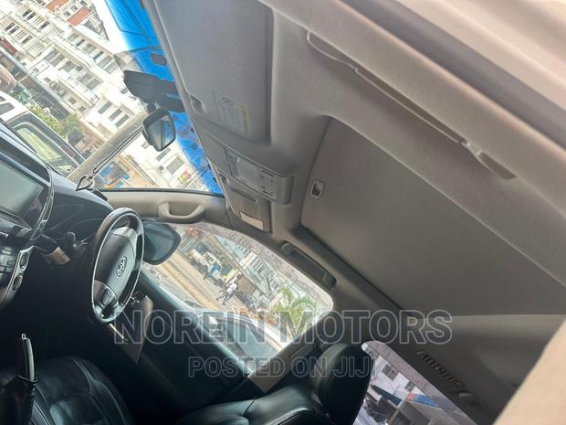 2008 Toyota Land Cruiser - White, Impeccable Condition