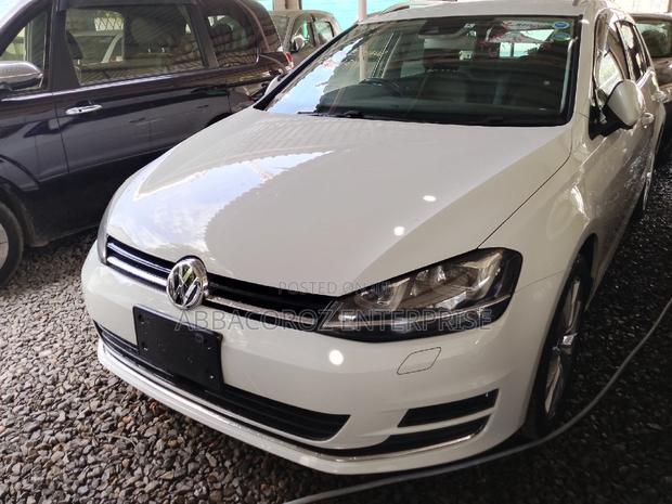 Volkswagen Golf 2016 White