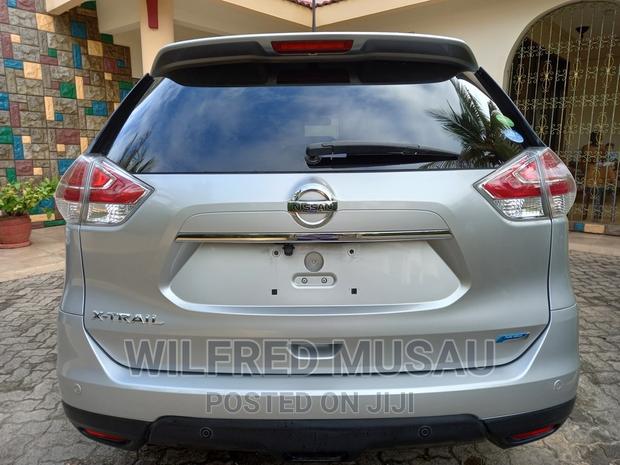2016 Nissan X-Trail 2.0 Petrol AWD in Silver - Pre-owned Vehicle