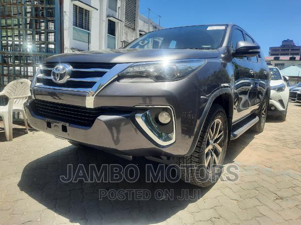 2016 Toyota Fortuner 2.8 D AWD in Silver - Adventure-Ready SUV