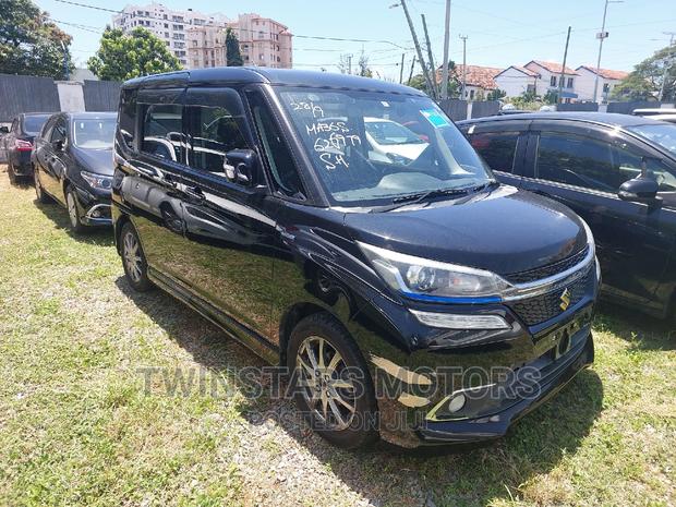 Suzuki Solio 2017 Black: Modern Compact Car with Efficient Performance
