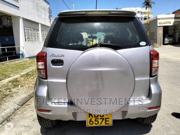 Silver 2007 Toyota Rush 1.5 RWD - Stylish and Practical SUV for Sale