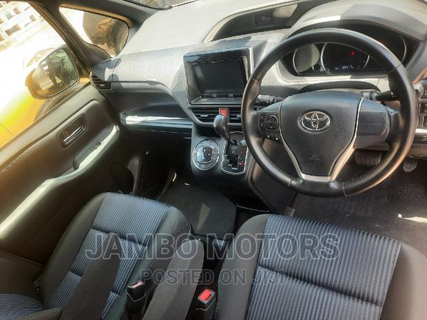 2016 Toyota Voxy Black - Pre-owned MPV for Sale