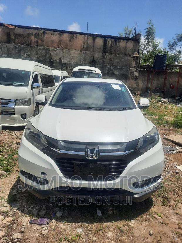 2016 Pearl Honda Vezel 1.5 2WD - Modern Compact SUV - Great Value