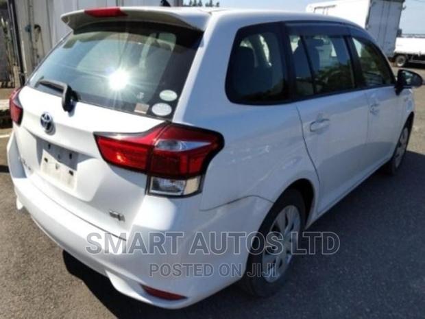2017 Toyota Corolla Fielder White - Used Luxury Sedan for Sale