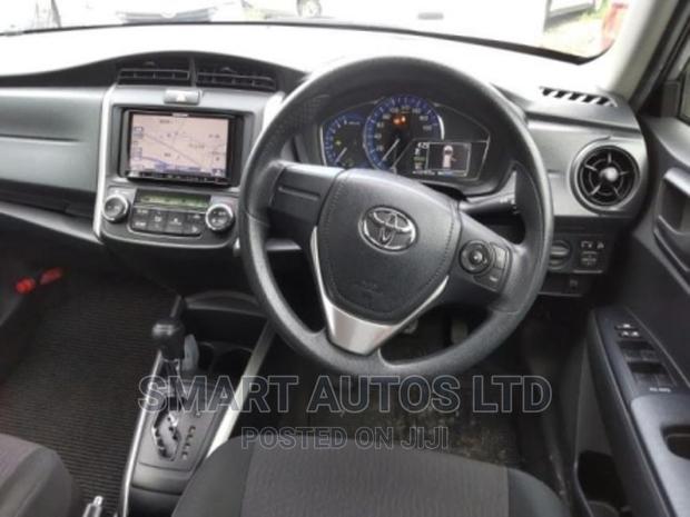 2017 Toyota Corolla Fielder Silver - Spacious and Efficient SUV
