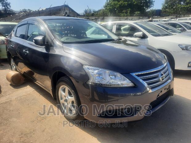 2016 Nissan Sylphy Gray Sedan - Sleek Design