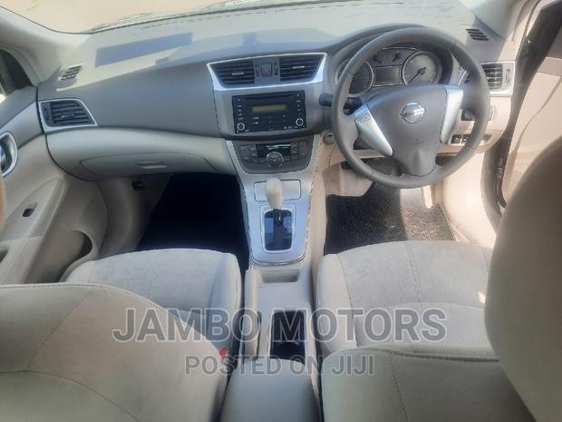 2016 Nissan Sylphy Gray Sedan - Sleek Design