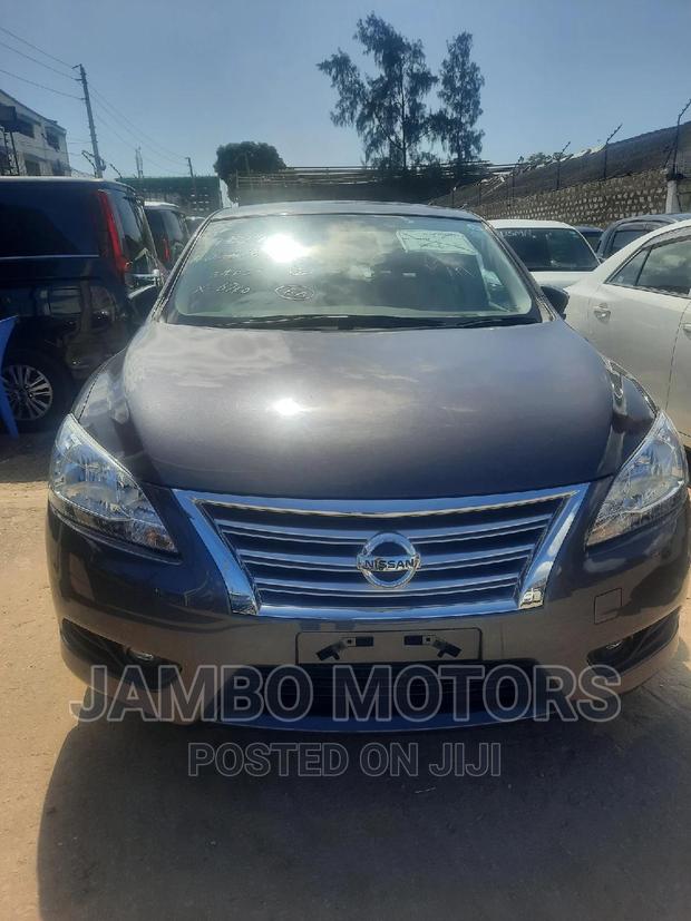 2016 Nissan Sylphy Gray Sedan - Sleek Design