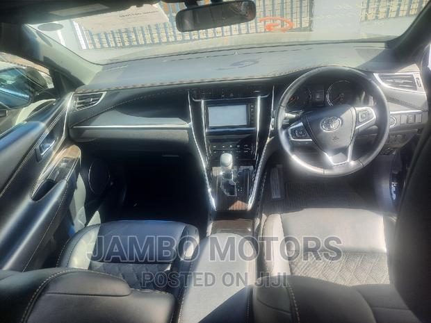 Pre-owned 2016 Toyota Harrier 2.0 Black