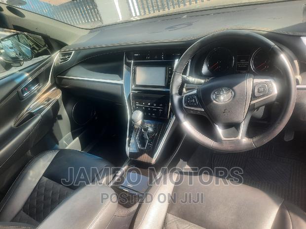 Pre-owned 2016 Toyota Harrier 2.0 Black