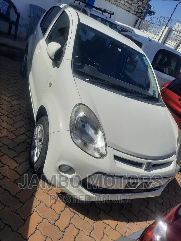 Toyota Passo 1.0 FWD 2015 - White: Pre-owned, Reliable Performance