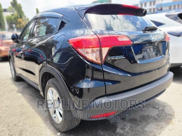 2017 Honda Vezel Black - Stylish Compact SUV