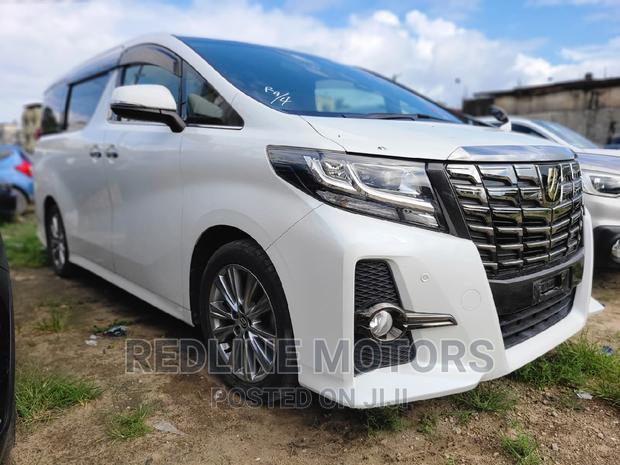 White Toyota Alphard 2016 - Premium Sedan Available