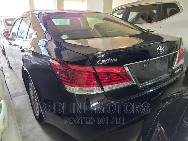Used 2017 Toyota Crown Black: Affordable Luxury Sedan