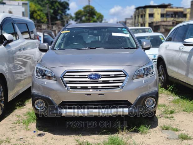 2016 Subaru Outback Silver: Stylish SUV for Your Drive