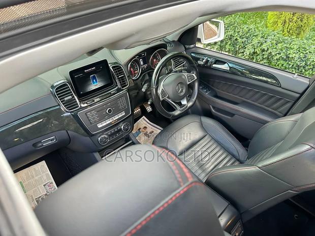 2017 GLE 350d 4MATIC Mercedes-Benz GLE-Class - White