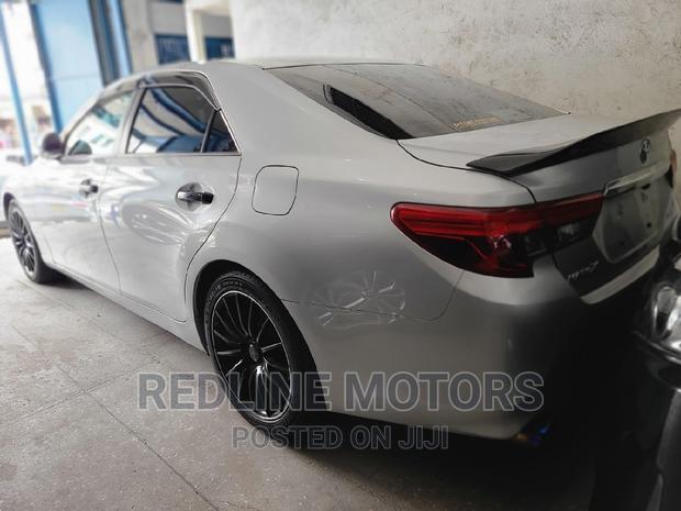 2016 Toyota Mark X Silver - Comfortable Luxury
