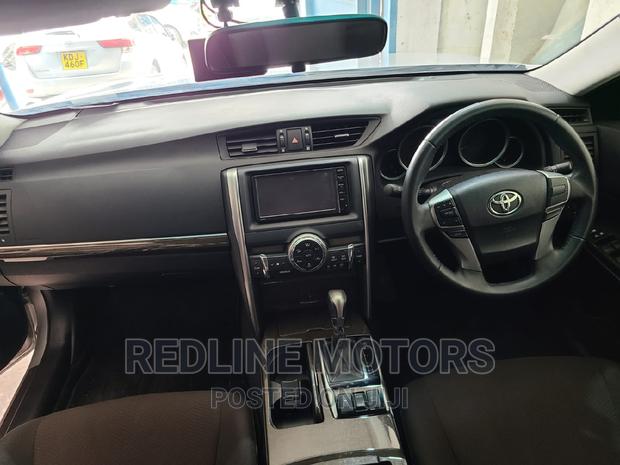 2016 Toyota Mark X Silver - Comfortable Luxury