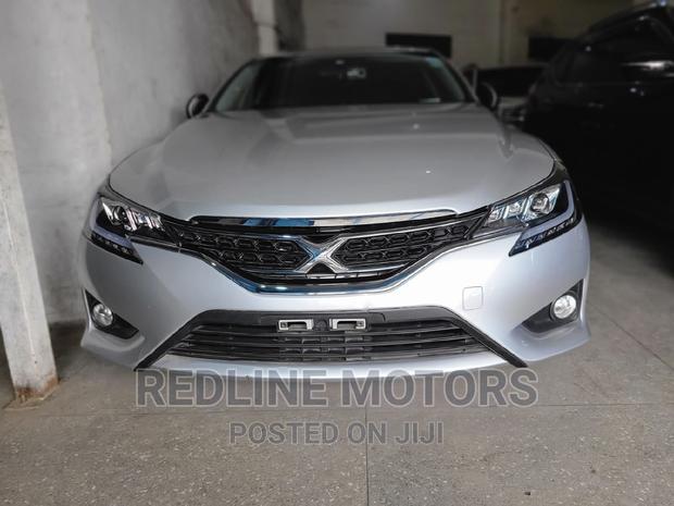 2016 Toyota Mark X Silver - Comfortable Luxury