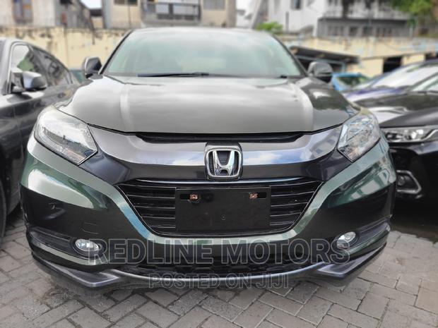 2017 Honda Vezel Green: Eco-Friendly, Compact SUV