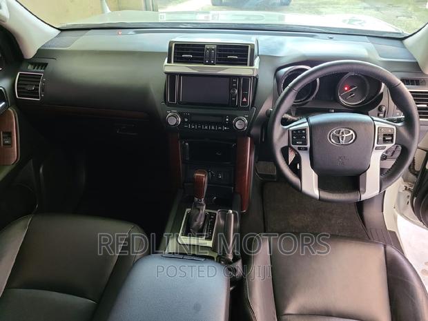 Luxurious 2017 Toyota Land Cruiser Prado in Pearl