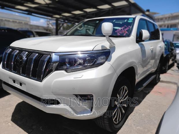 High-Quality 2018 Toyota Land Cruiser Prado Pearl - Used Luxury SUV