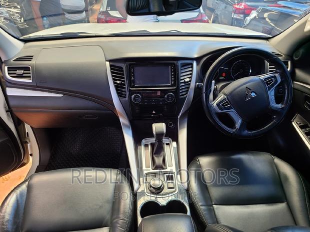 New Mitsubishi Pajero Sport Pearl 2016: Rugged Comfort for Your Journey