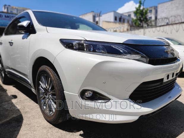 2016 Toyota Harrier Off-White SUV: Quality Pre-owned Offer