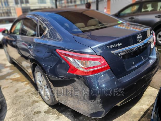 2016 Nissan Teana Blue - Stylish & Comfortable Ride