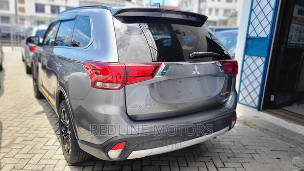 Gray Mitsubishi 2017 Outlander - Pre-owned SUV for sale