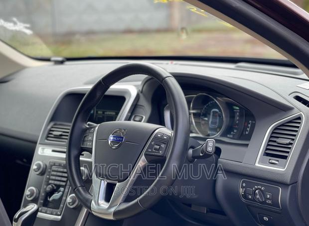 Volvo S60 2016 Brown - Elegant Sedan for Sale Today