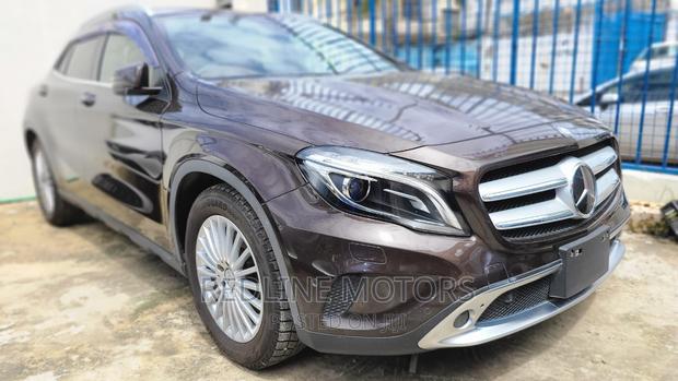 Black 2016 Mercedes-Benz GLA 250 - High-Performance SUV