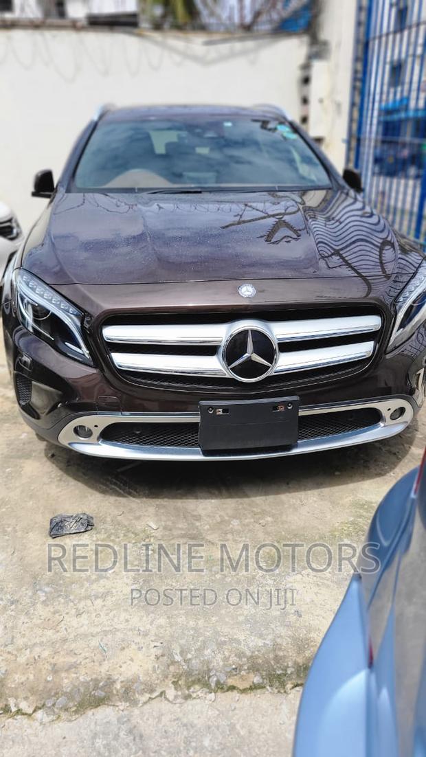 Black 2016 Mercedes-Benz GLA 250 - High-Performance SUV