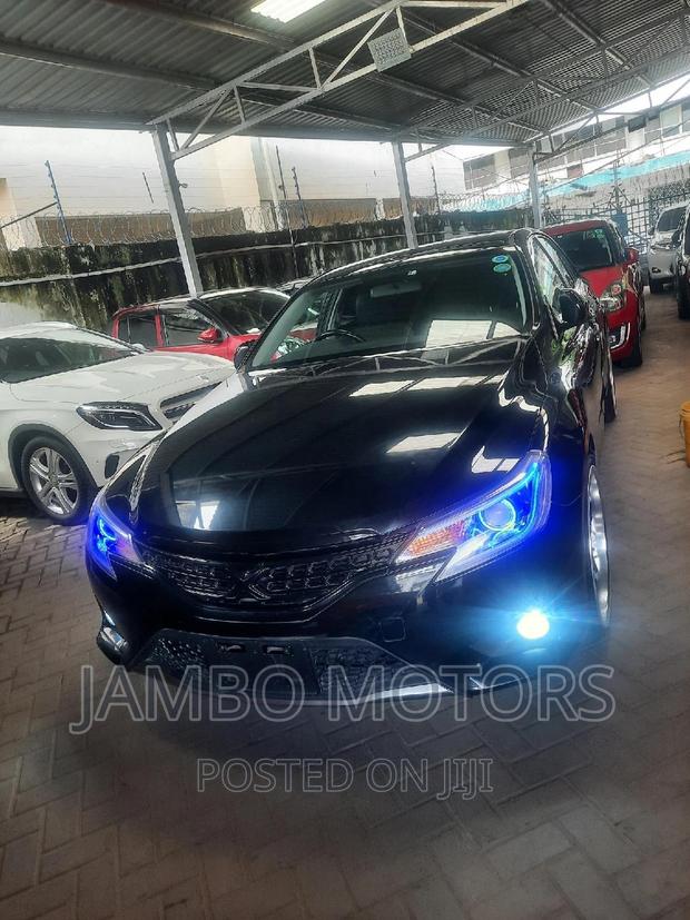 Luxurious 2016 Toyota Mark X 2.5 RWD Black - Used Sedan for Sale