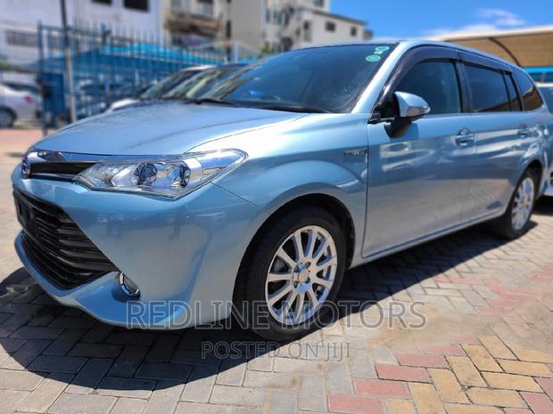 Blue 2016 Toyota Corolla Fielder: Stylish and Reliable SUV