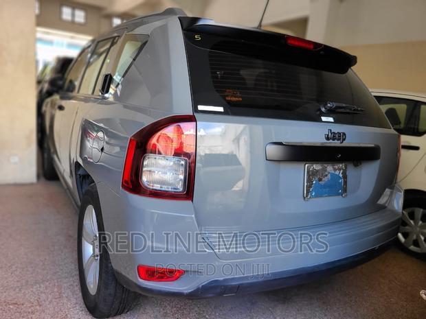 Drive the 2016 Jeep Compass Gray - Perfect Blend of Style and Power